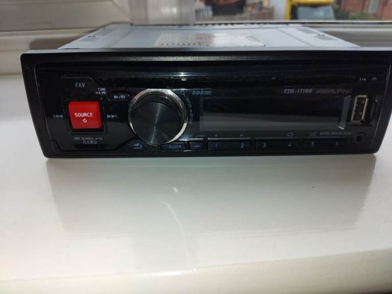 Alpine cd player for car