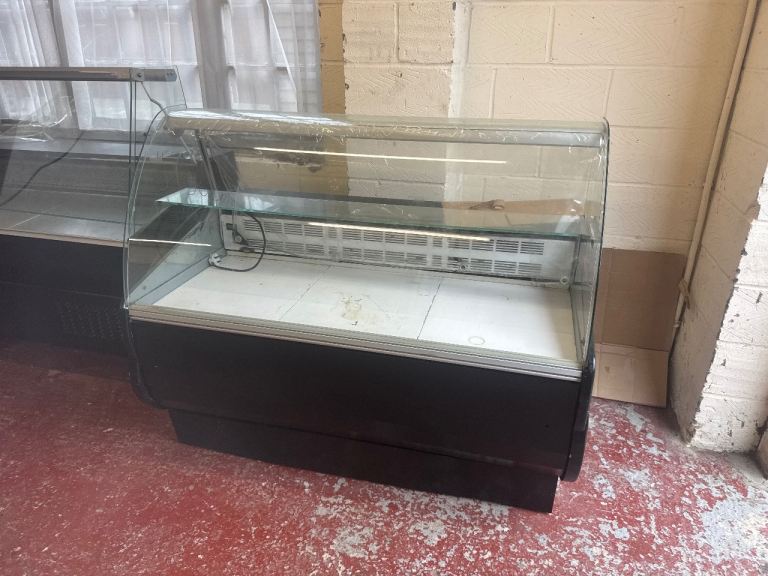 Display fridge cafe shop restaurant takeaway cafe 