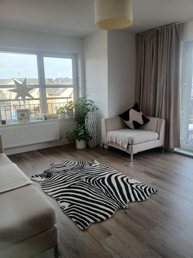 Short term let double bedroom in 2 bed flat 