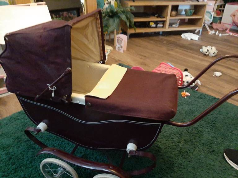 Old vintage pram 