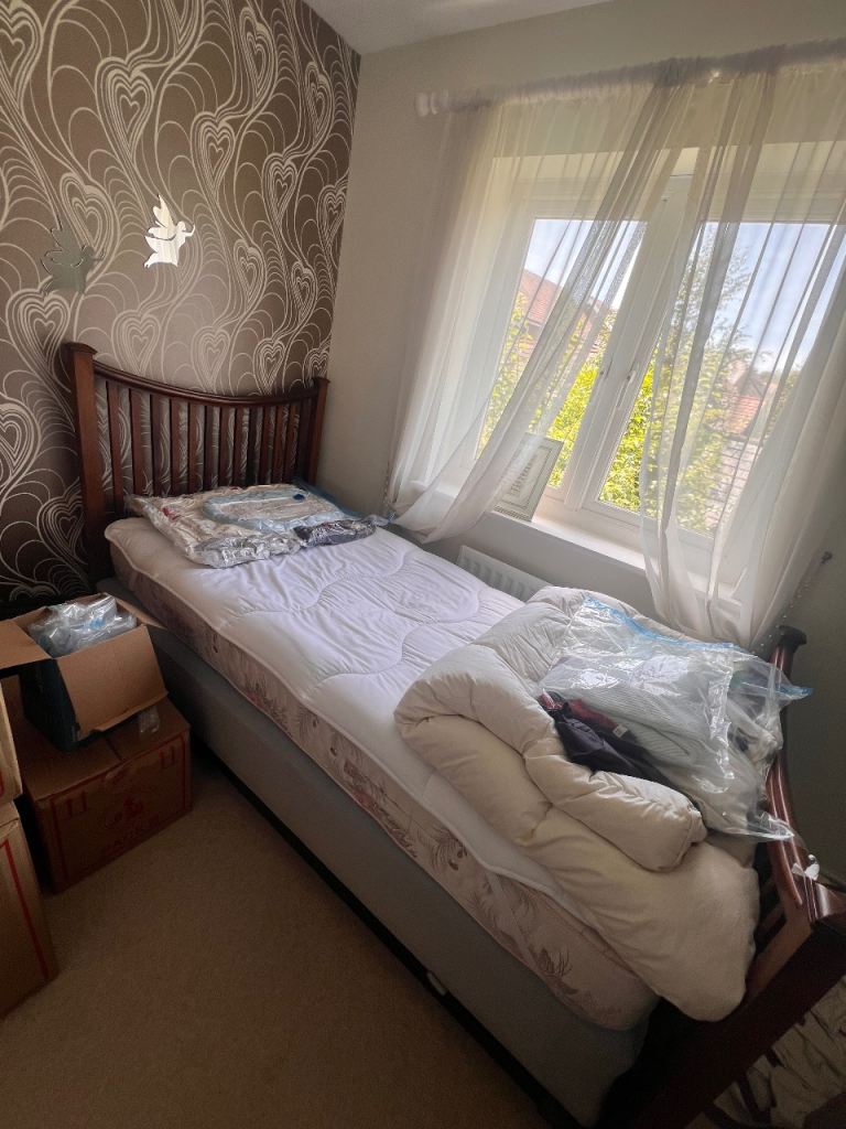 Single Bed with wood frame and mattress 