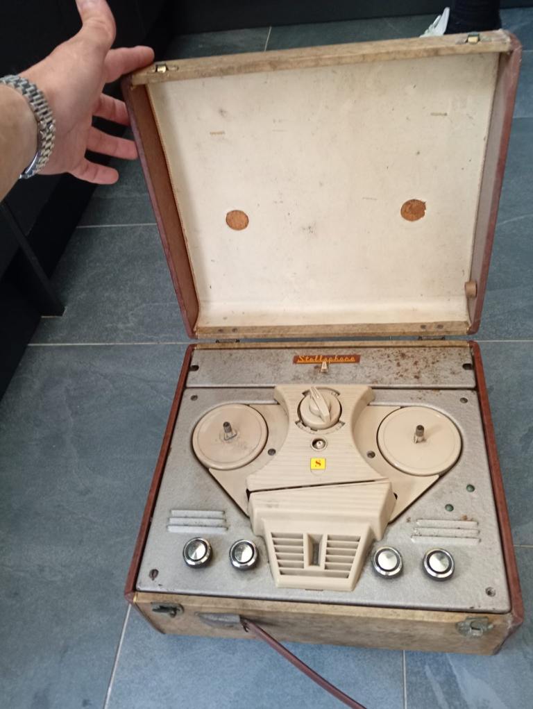 Vintage Stellaphone Reel-to-Reel Tape Recorder – Fair Condition