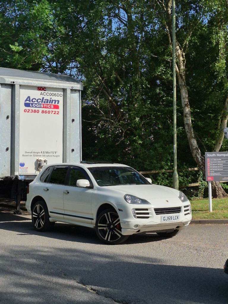 Porsche, CAYENNE, Estate, 2009, Semi-Auto, 2967 (cc), 5 doors