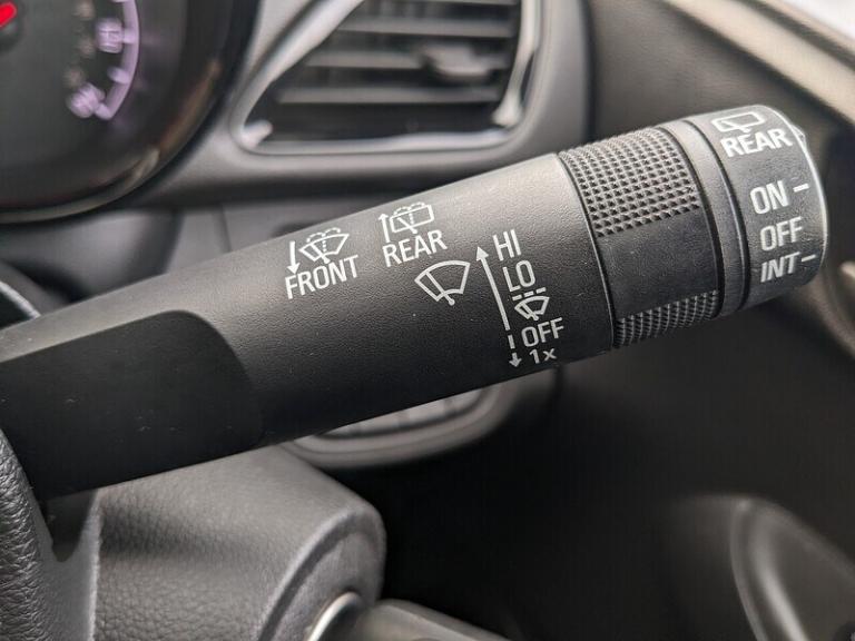 2017 Vauxhall Viva i SE Hatchback Petrol Manual