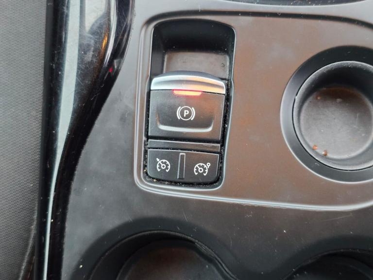 2018 Renault Kadjar 1.5 dCi Dynamique Nav SUV 5dr Diesel EDC Euro 6 (s/s) (110 ps) SUV Diesel Aut...