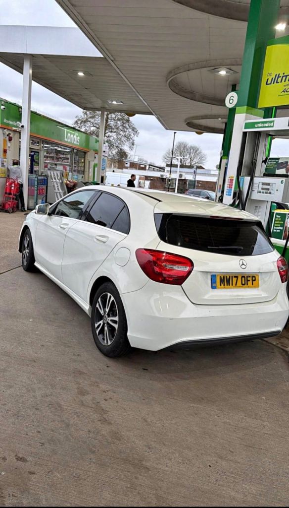 Mercedes-Benz, A CLASS, Hatchback, 2017, Manual, 1461 (cc), 5 doors