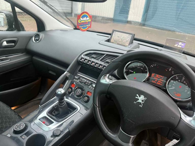 2015 Peugeot 3008 1.2 Puretech Allure 5dr HATCHBACK Petrol Manual