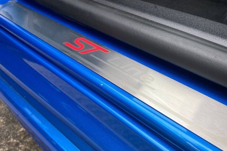 2022 22 FORD FOCUS 1.0T ECOBOOST MHEV ST-LINE VIGNALE ESTATE 5DR PETROL HYBRID M