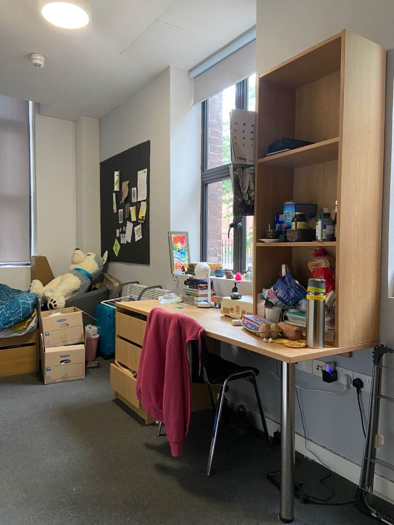 Room available single