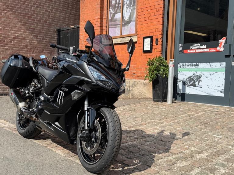 71 reg Kawasaki Ninja 1000sx Performance tourer motorcycle