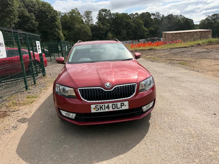 2014 Skoda Octavia 2.0 TDI CR Elegance 4x4 5dr ESTATE DIESEL Manual