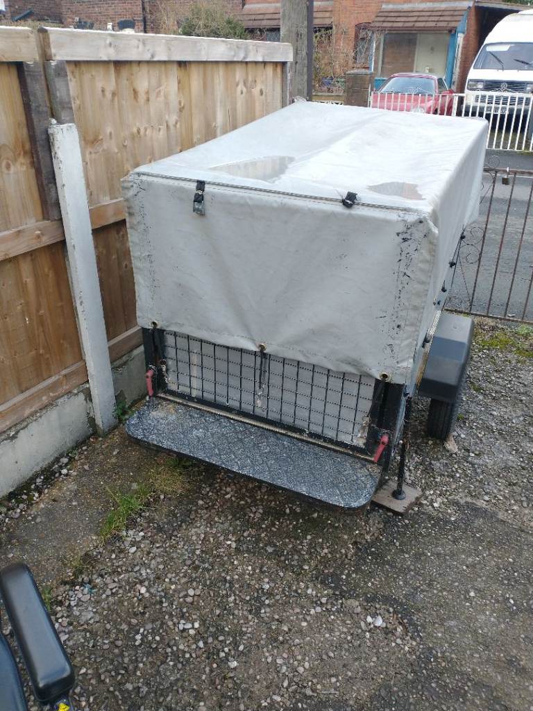 FULL CANOPY 5x3 TRAILER.