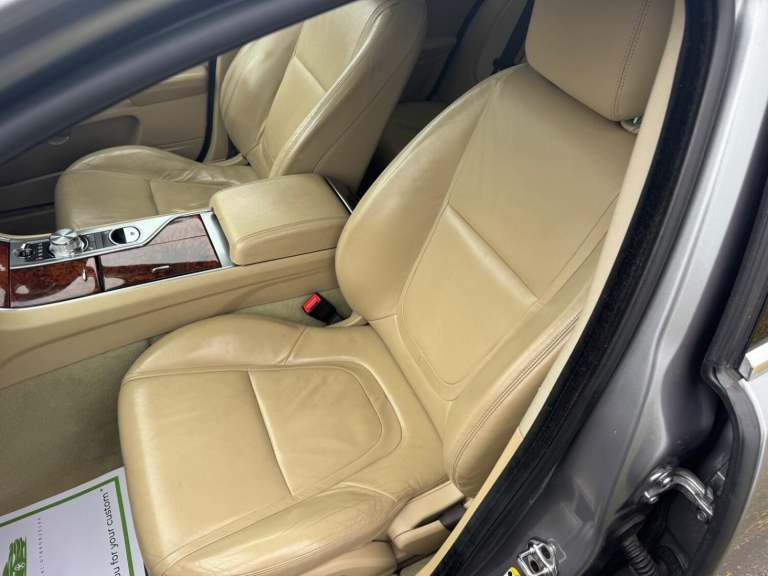 JAGUAR XF 2.2 d Premium Luxury 2013