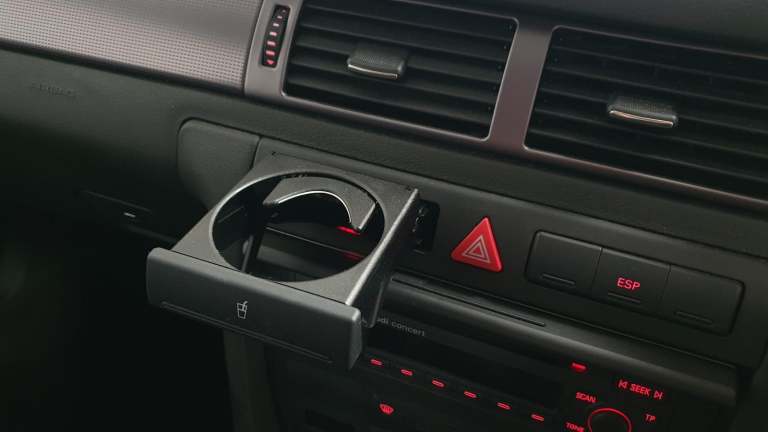 AUDI A6 2.0 SPECIAL EDITION*GENUINE 33,000 MILES*RARE*LEATHER * STUNNING CAR 