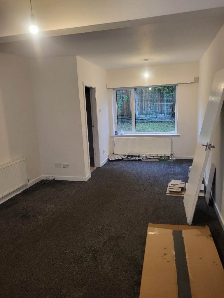 4 BEDROOM SEMI DETACHED TO LET BB1 8NW