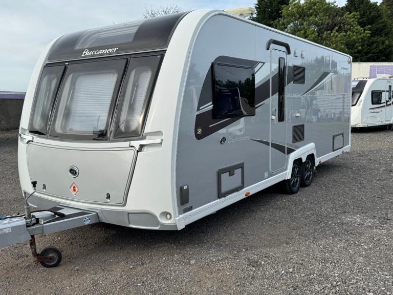 2019 BUCCANEER COMMODORE 4 BERTH ISLAND BED MOTOR MOVER 8FT WIDE 