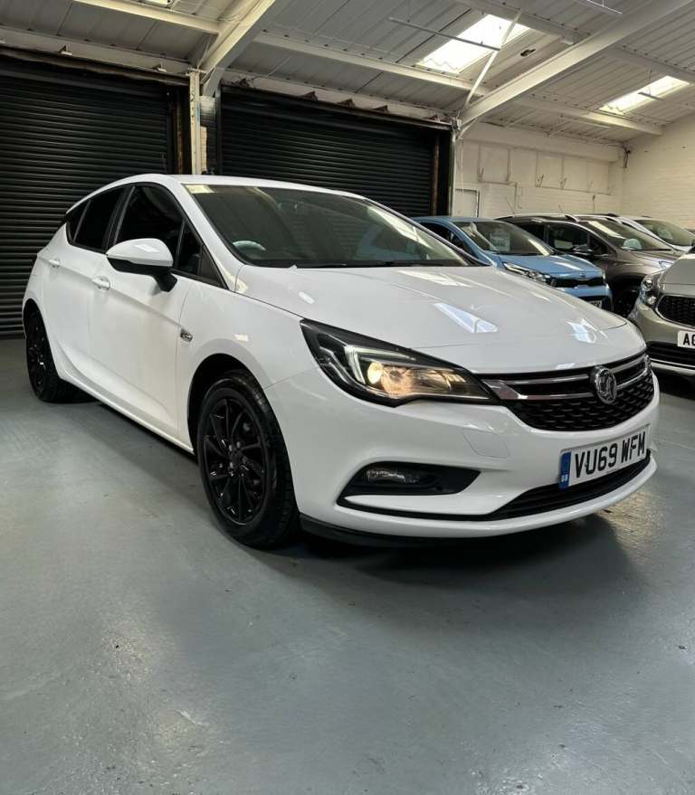2019 Vauxhall Astra Hatchback 2015 - 2019 Hatchback Petrol Manual
