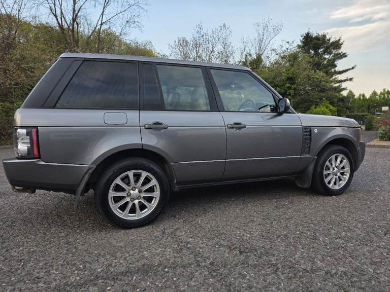 Land Rover RANGE ROVER Estate 2010 4.4 TDv8 full service history