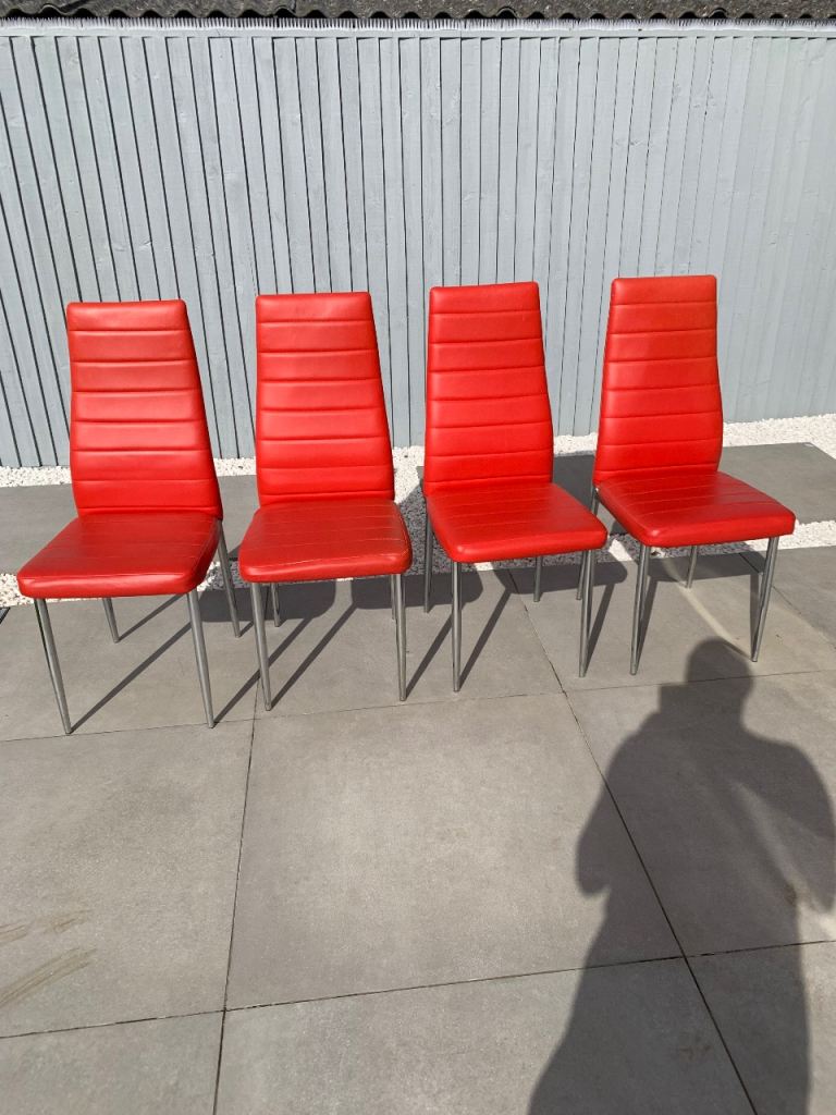 4 Dining chairs