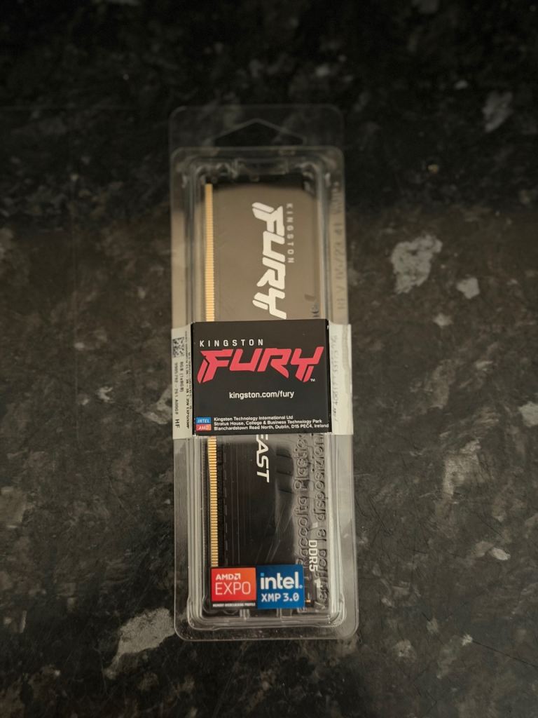 Kingston Fury Beast 8GB DDR5-6000MT/s KF560C36BBE-8