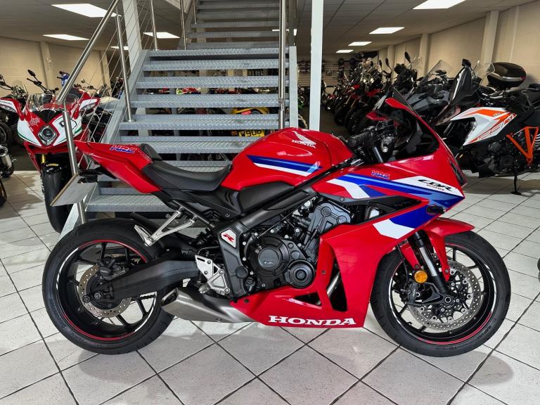 Honda CBR650R 2025 