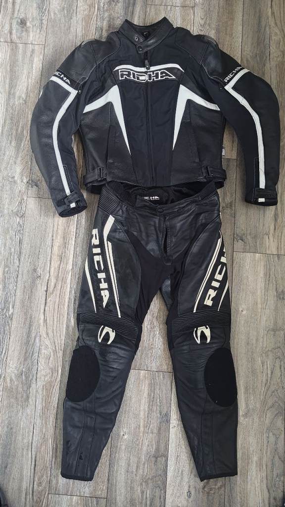 Richa leather suit 2 pieces 