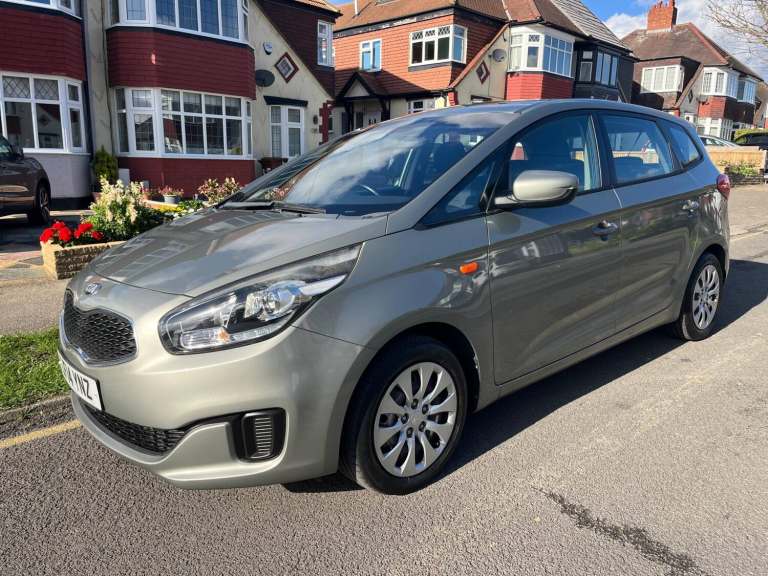 2014 Kia Carens 1.6 GDi 1 5dr MPV PETROL Manual