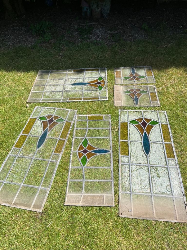 Coloured leaded glass window panes