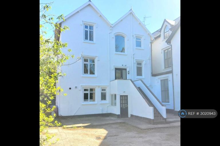 2 bedroom flat in Dudlow Lane, Liverpool, L18 (2 bed) (#3020943)