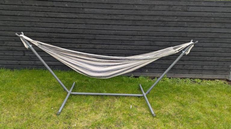2 hammock stands £18 FOR BOTH!