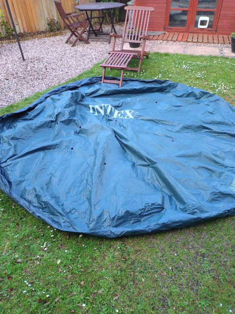 Intex pool  Hot Tub Cover – Good Condition