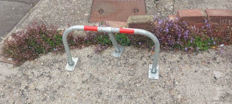 FREE Folding car park barrier