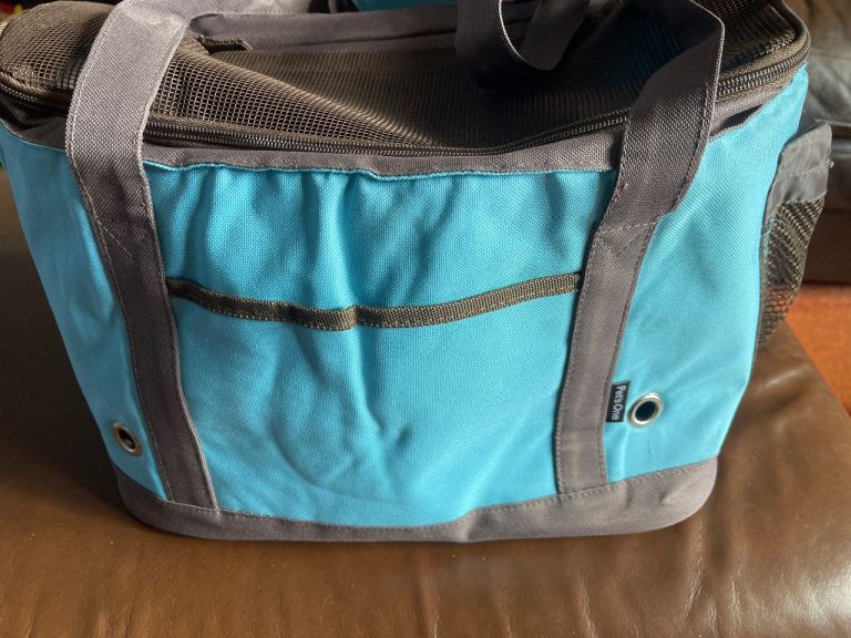 PET CARRIER - SOFT BODY (BRAND NEW)