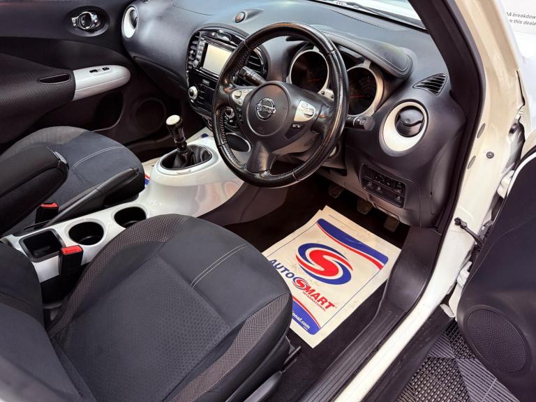 2015 Nissan Juke 1.2 DIG-T Acenta Premium Euro 6 (s/s) 5dr HATCHBACK Petrol Manual