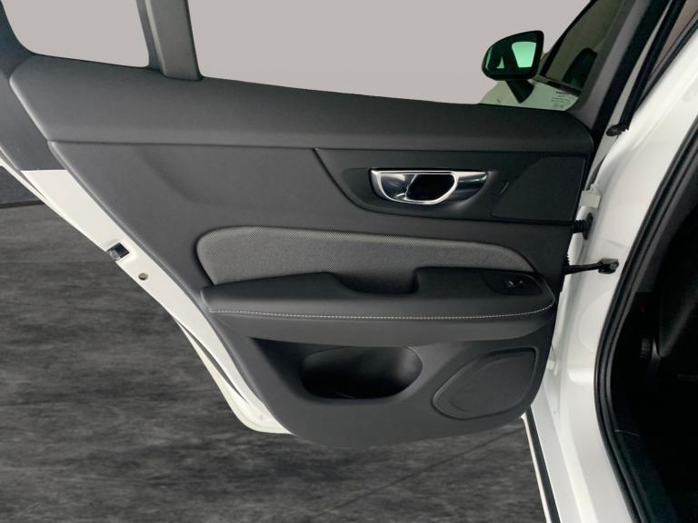 2021 Volvo V60 2.0h T8 Recharge 11.6kWh Polestar Engineered Estate 5dr Petrol Plug-in Hybr Estate...