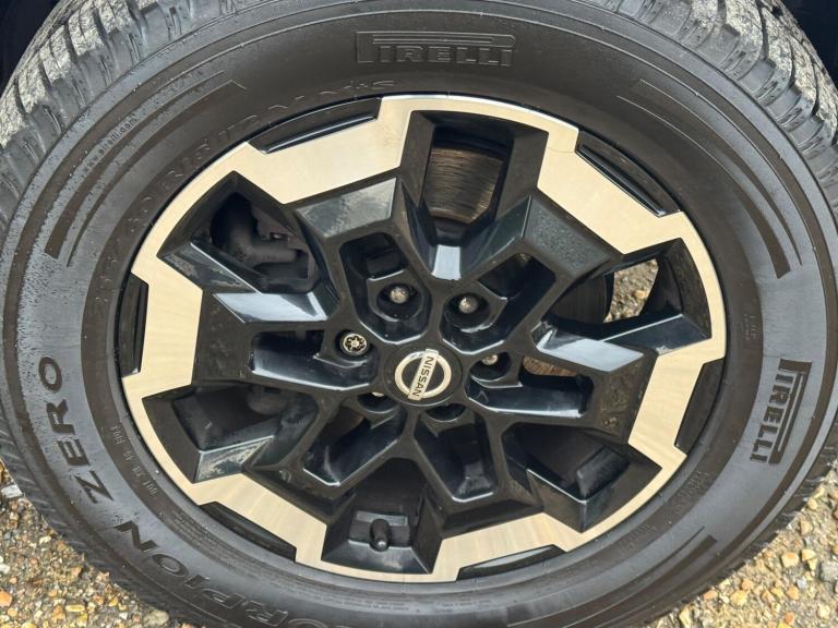 2020 Nissan Navara 2.3 dCi Tekna Auto 4WD Euro 6 4dr PICK UP Diesel Automatic