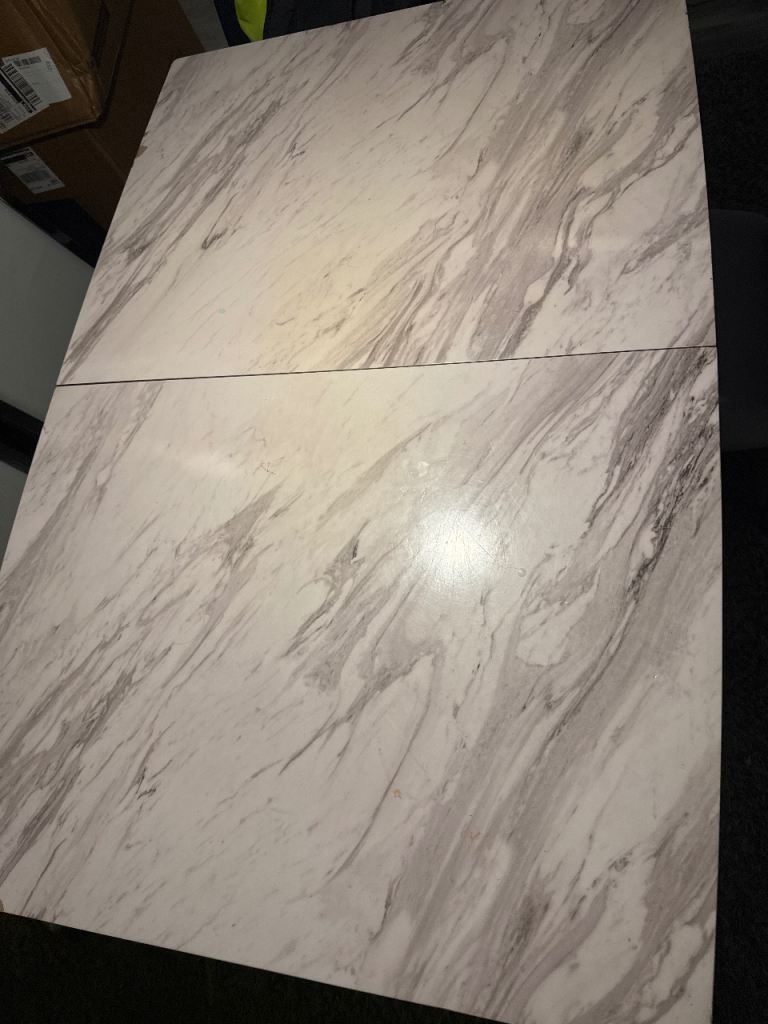 Dining table 6 chairs 