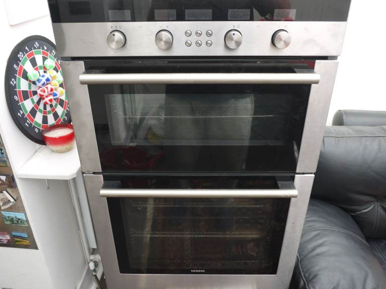 Double Oven in Stainless Steel – Good Condition