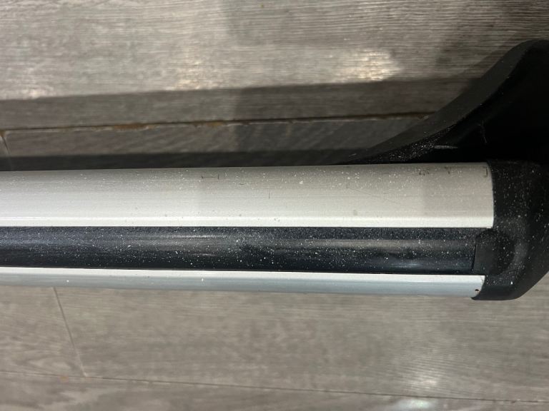 Summit roof bars with keys 