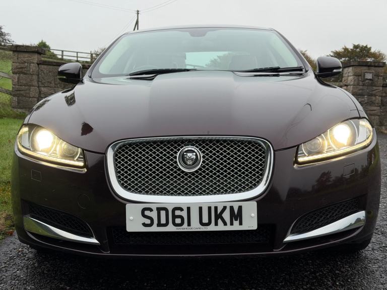 2012 Jaguar XF 2.2d SE Saloon 4dr Diesel Auto Euro 5 190 BHP ** LOW MILES **