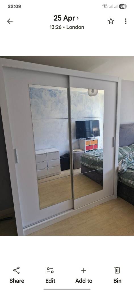 White Sliding Door Wardrobe with Mirrors – Good Condition