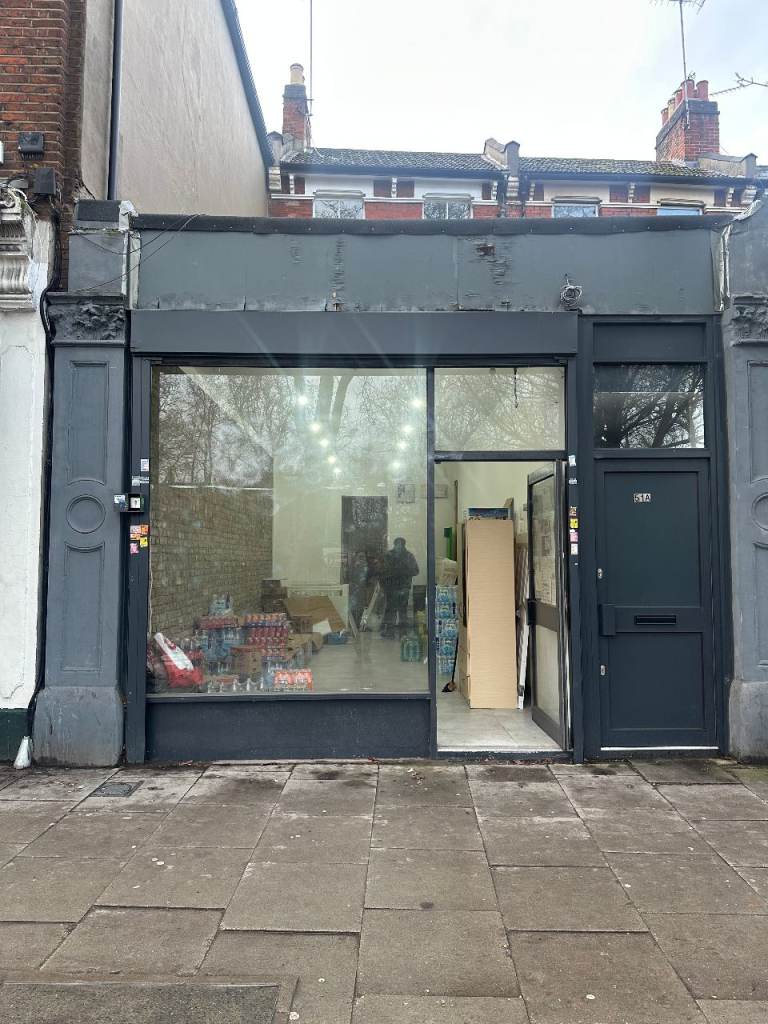 Prime Retail Unit on Busy Main Road – Newington Green