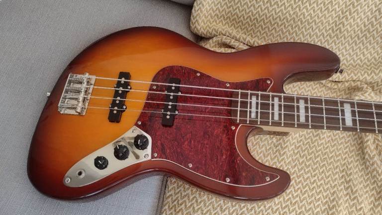 Brand new Bluerock Jazz Bass - Sunburst - Unplayed with new Ernie Ball strings