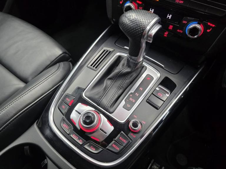 2014 Audi Q5 2.0 TDI S line Plus SUV 5dr Diesel S Tronic quattro Euro 5 (s/s) (177 ps) ESTATE Die...