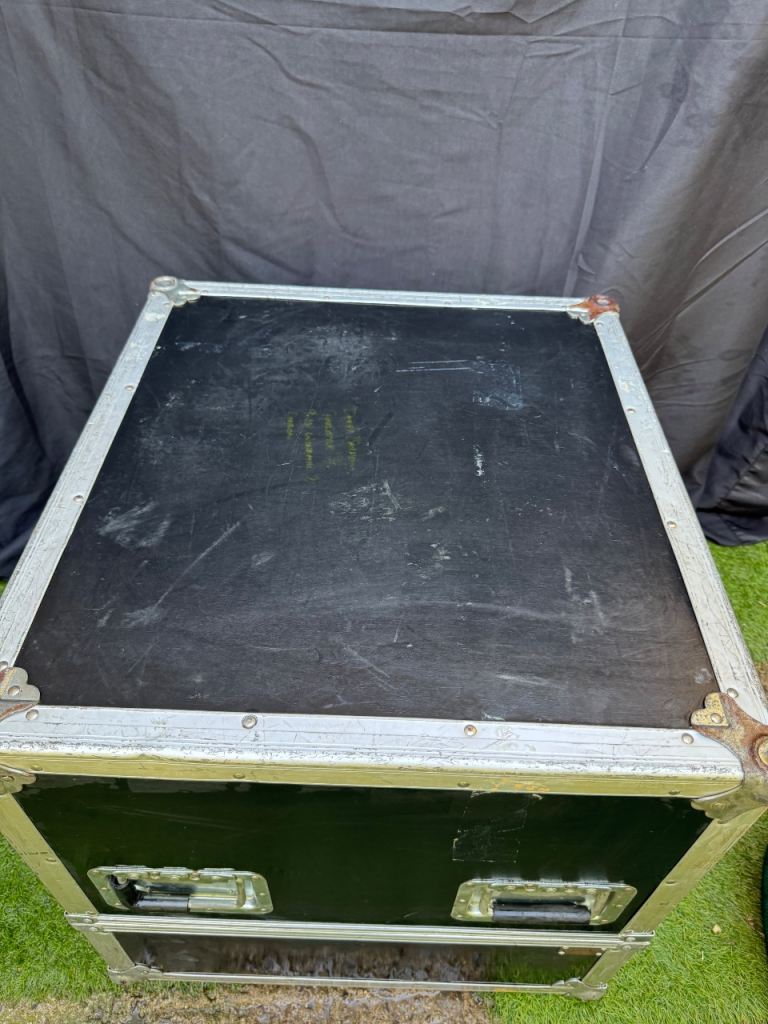 Flight Case Heavy Duty Road Case Storage Box DJ Equipment