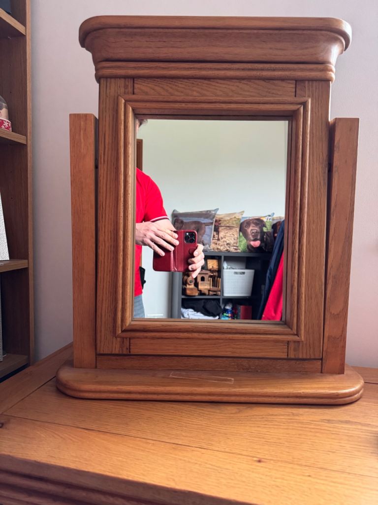 Oakland Mirror