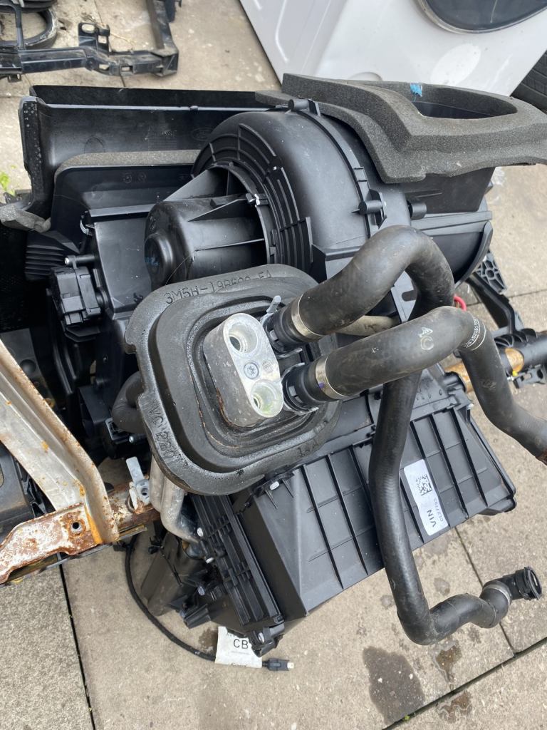 Front Heater Board Console Matrix Blower Unit Ford Kuga Mk1 2009