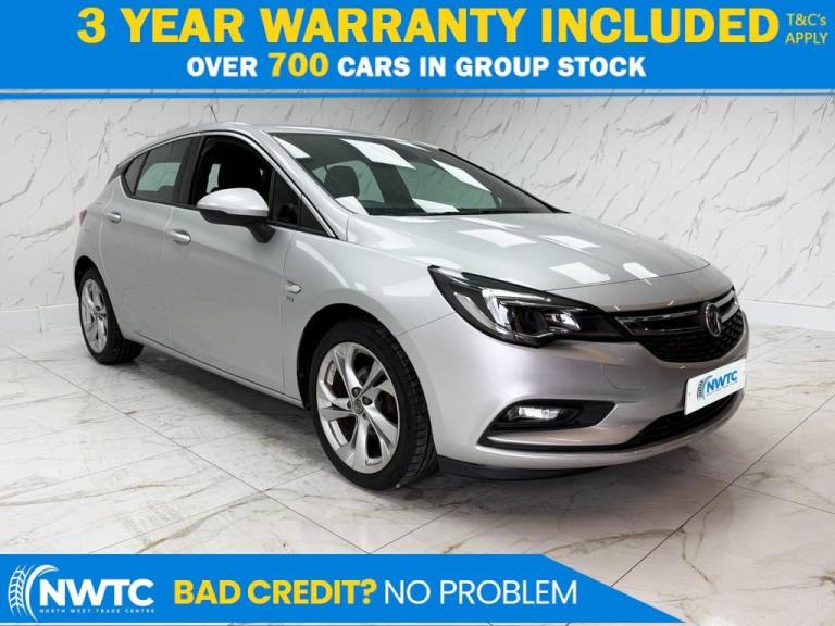 2017 Vauxhall Astra 1.4i SRi Hatchback 5dr Petrol Manual Euro 6 (100 ps) 1 FORMER OWNER Hatchback...