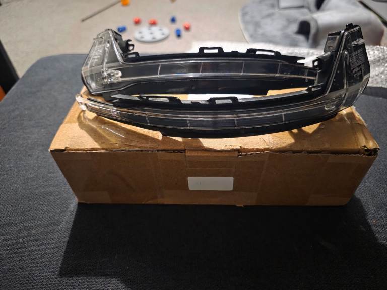 Audi a1 sport 2015 left and right indicators 