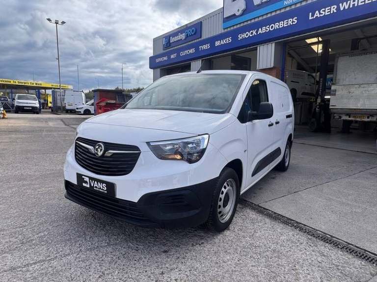 2021 Vauxhall Combo Turbo D 2300 Dynamic Panel Van Diesel Manual
